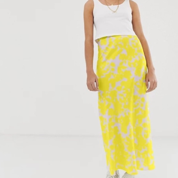 ASOS bias satin slip midi skirt in bright floral - Picture 1 of 9